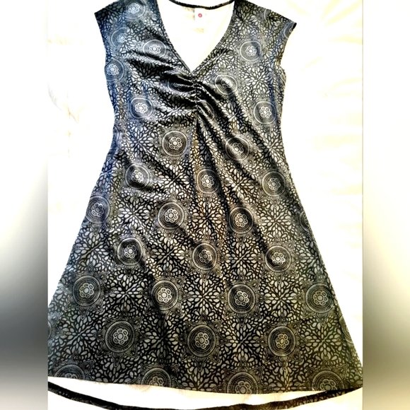 Soybu Active wear Dress - Picture 1 of 4